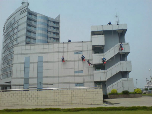 �d�(y��ng)��ˮ�a(b��)©����